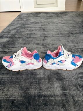 Nike Women’s Pink & Blue Tie-Dye Athletic Sneakers